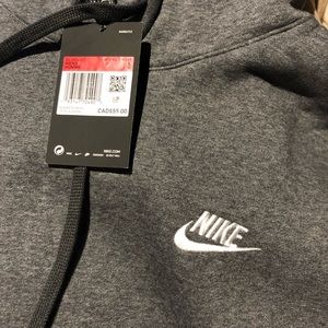 Nike Pullover Hoodie